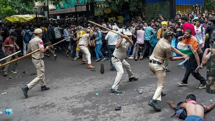 CJP protest – police beating protesters